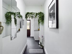 Photo 16- click for photo gallery